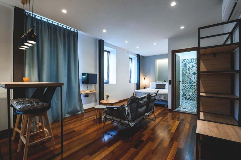 Sofita Hotel Превеза Экстерьер фото